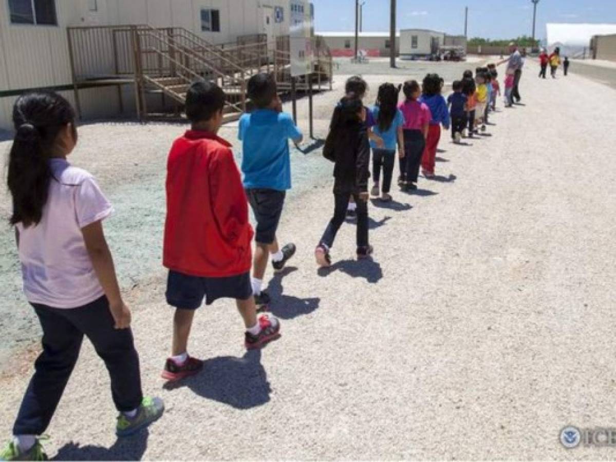 Estados Unidos revierte política para las personas que quieran cuidar a niños migrantes