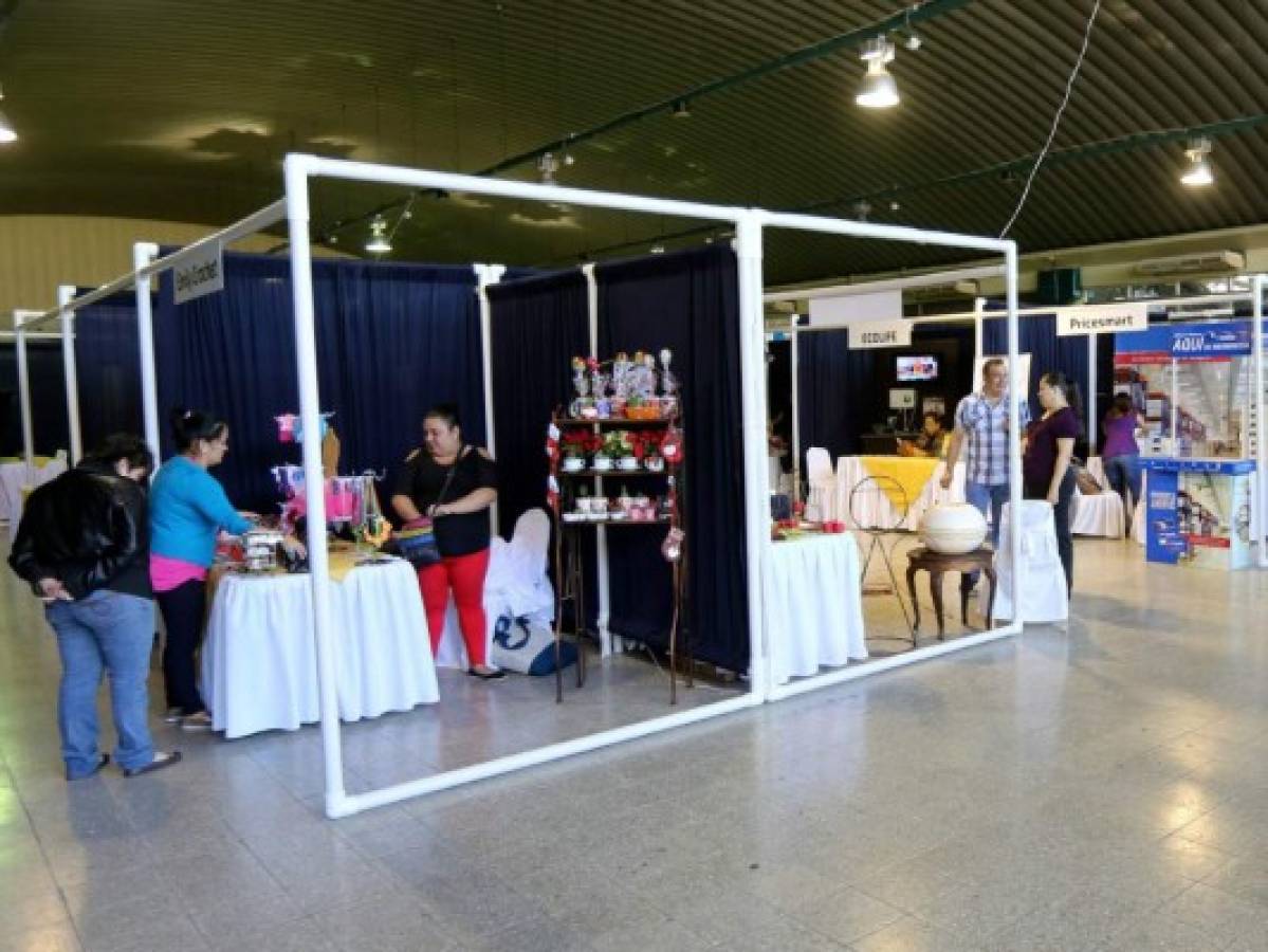 Inauguran la Expoferia 2015 en las instalaciones del Infop