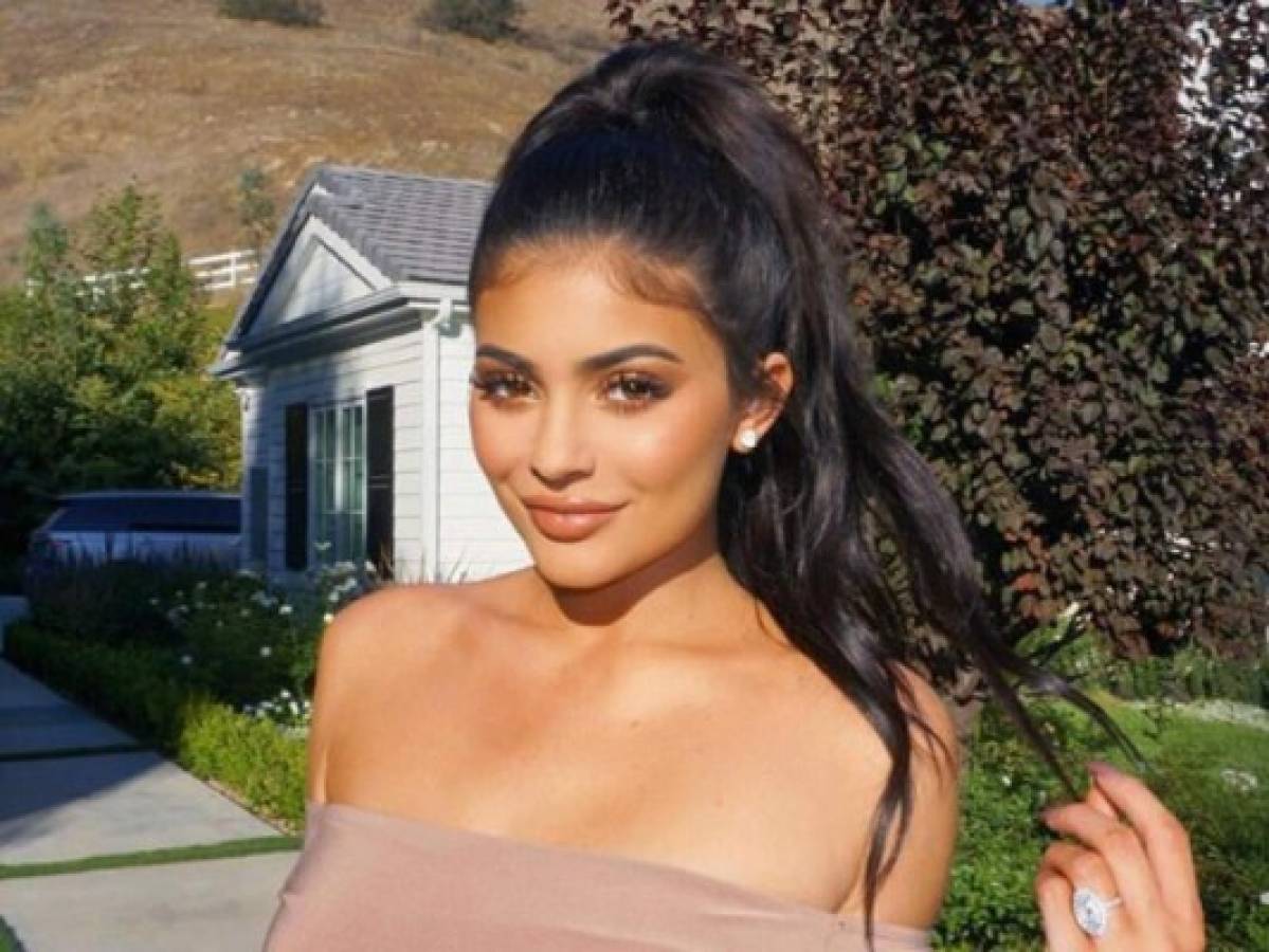 Kylie Jenner anuncia apertura de nueva tienda de cosméticos en San Francisco