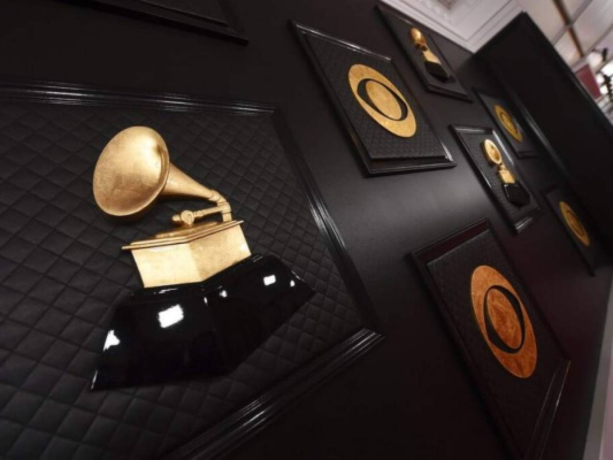 Aplazan hasta marzo entrega de premios Grammy