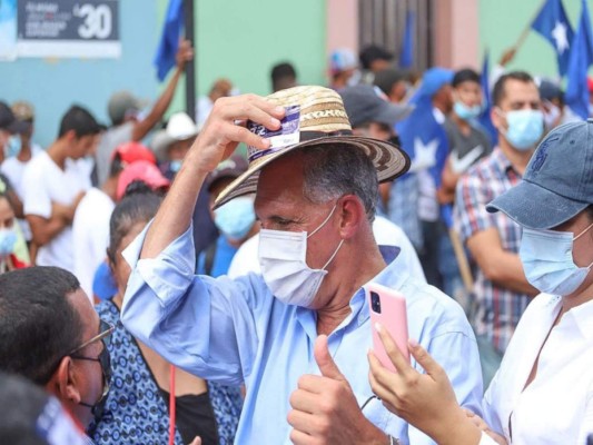 Xiomara Castro, Nasry Asfura y Yani Rosenthal recorrieron Honduras con sus promesas de campaña (Fotos)