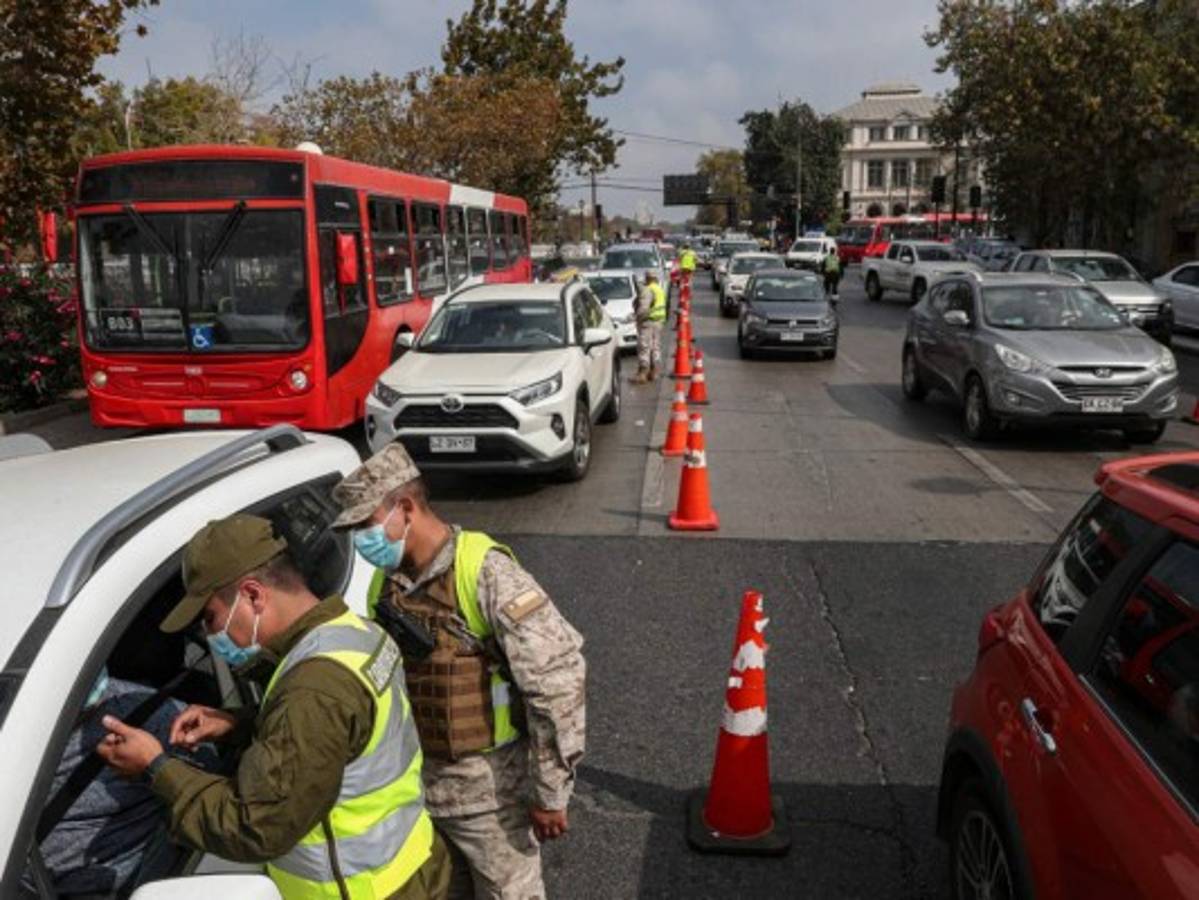 Chile pone en vigor la más estricta cuarentena por covid-19