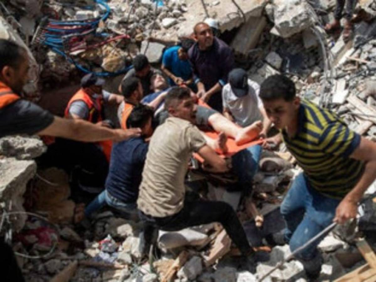 33 muertos, 8 de ellos niños, tras bombardeo israelí en Gaza