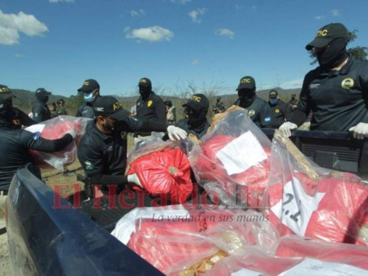 La acción de incineración es ordenada por un juez de letras con competencia territorial nacional en materia pena. Fotp: Alex Pérez