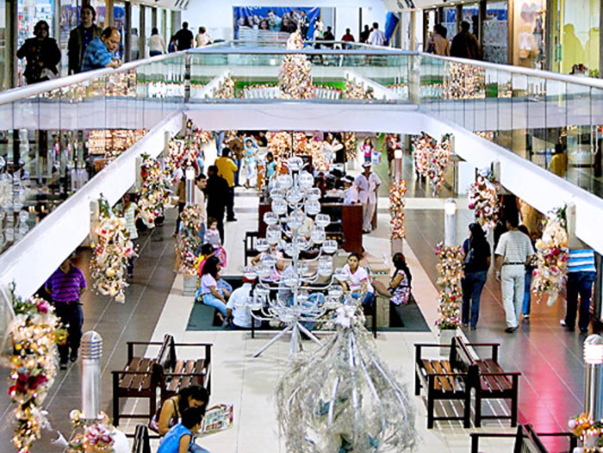 Unos 12,000 millones de lempiras circularán en Navidad