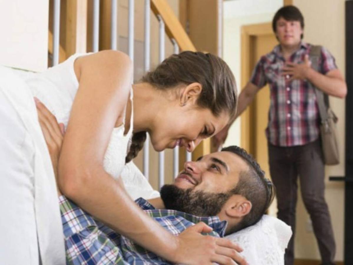 Mujeres vs. hombres: ¿Quiénes son más infieles?