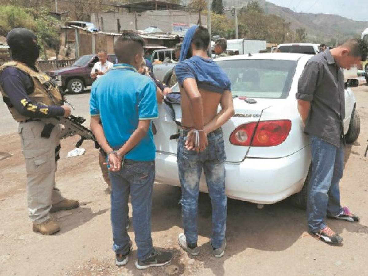 Investigan bandas de asalto a taxis en la capital de Honduras