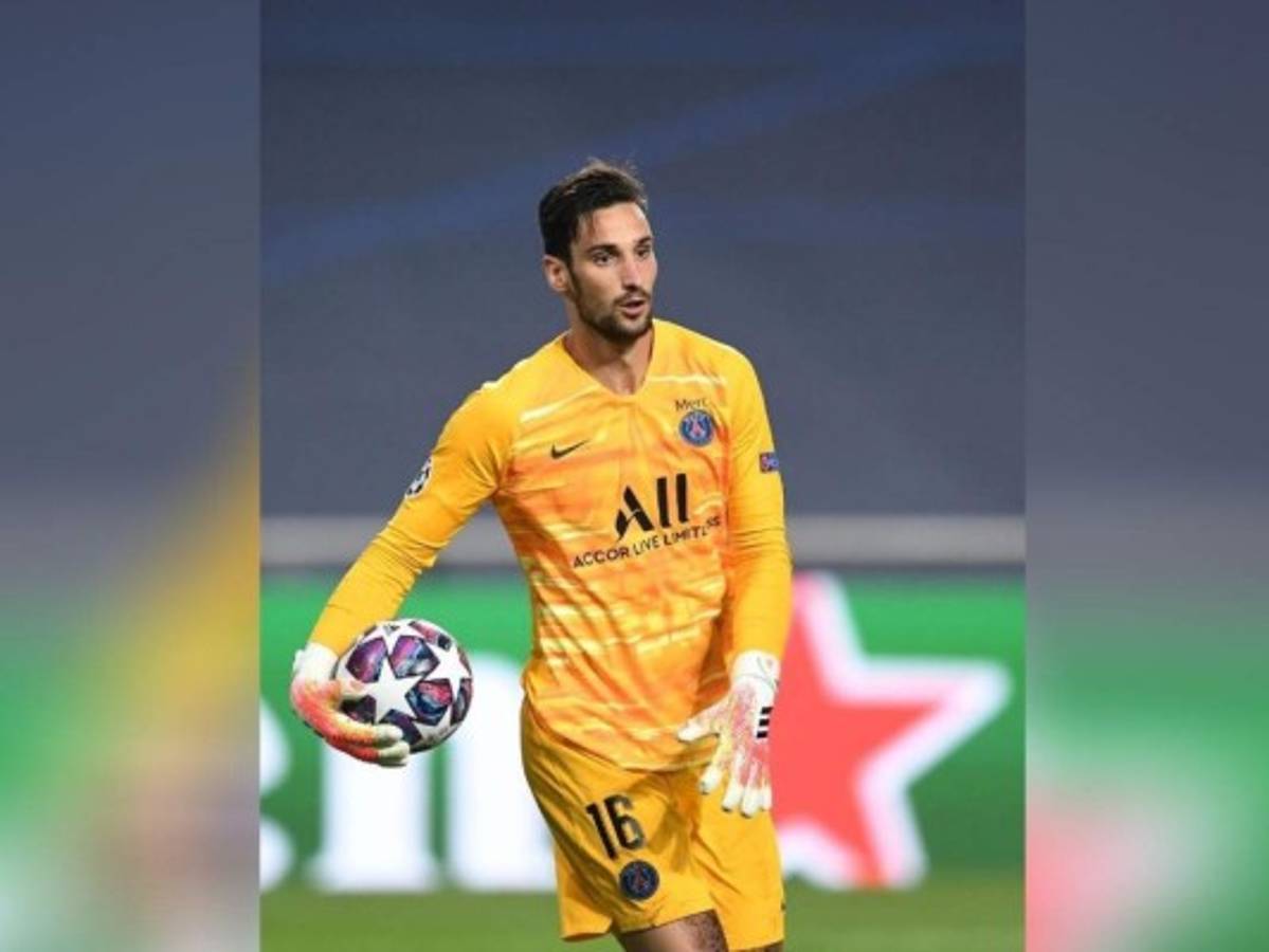 'Keylor me ha felicitado', afirmó Sergio Rico tras defender la portería del PSG contra el Leipzig