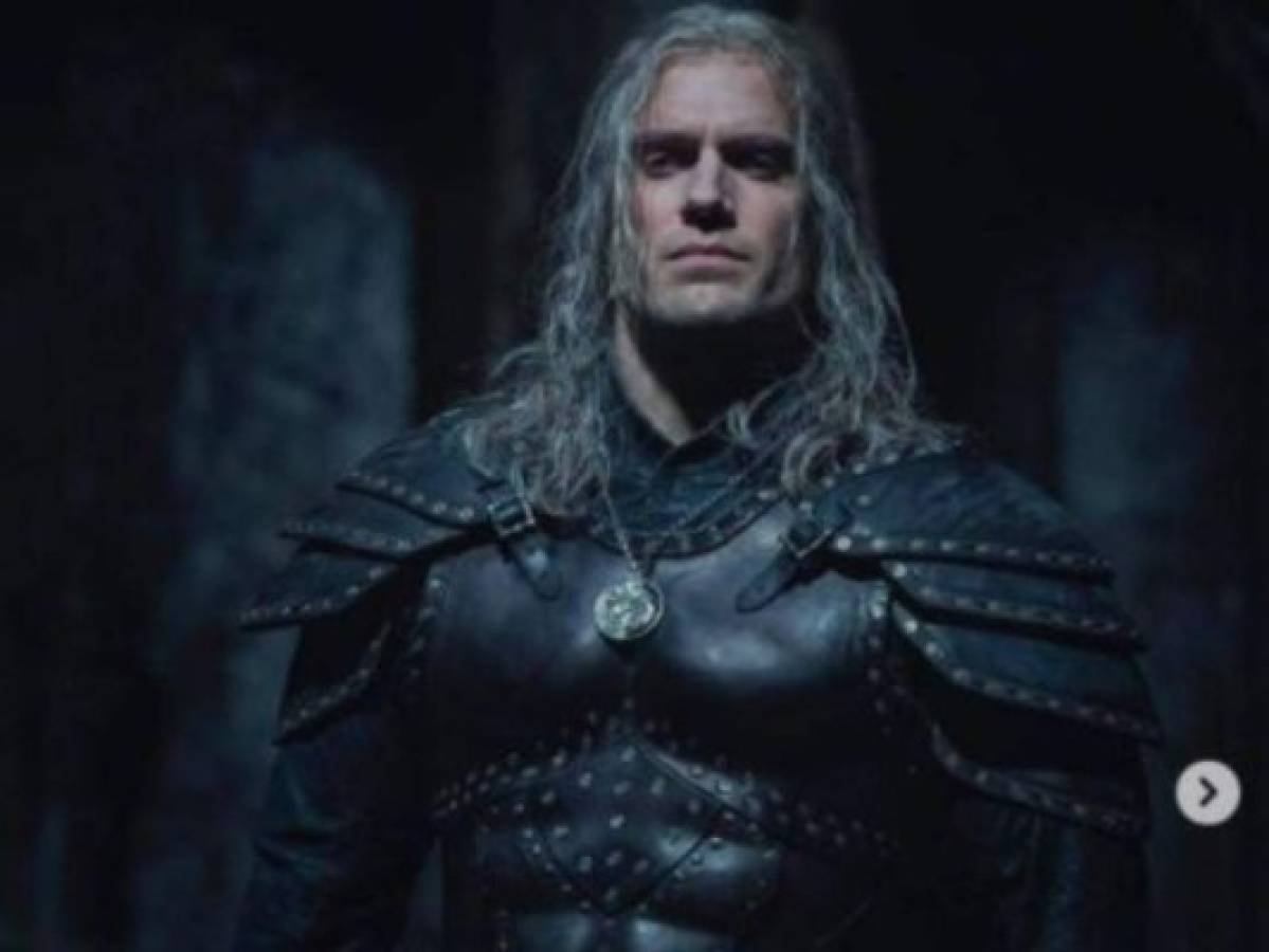 Henry Cavill se accidenta durante grabación de The Witcher