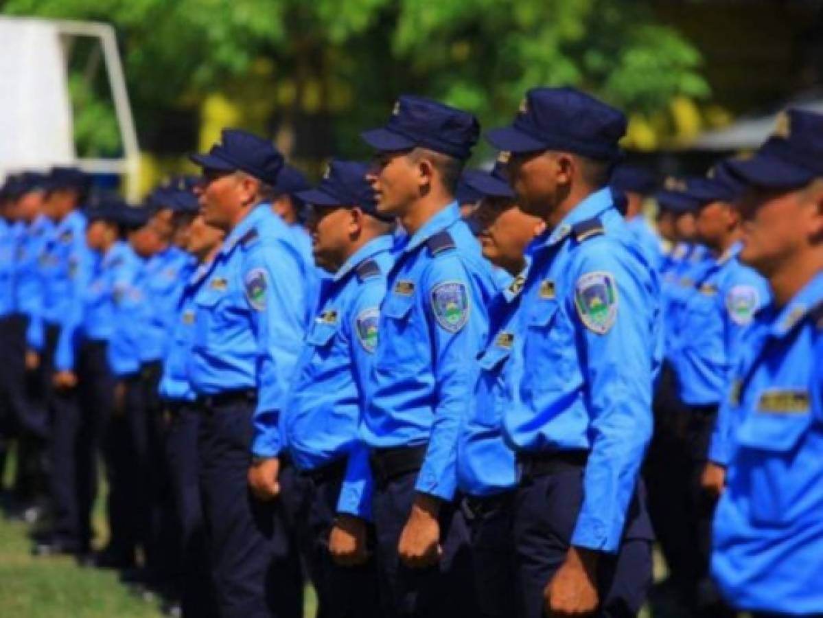 Un total de 99 policías que buscan ascensos serán evaluados
