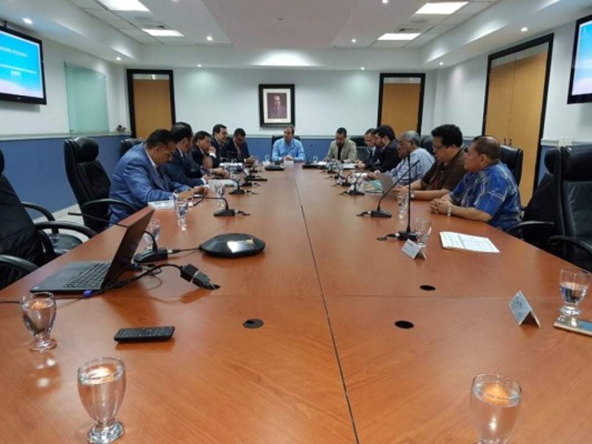 Comisión técnica evaluará situación que atraviesa Infop