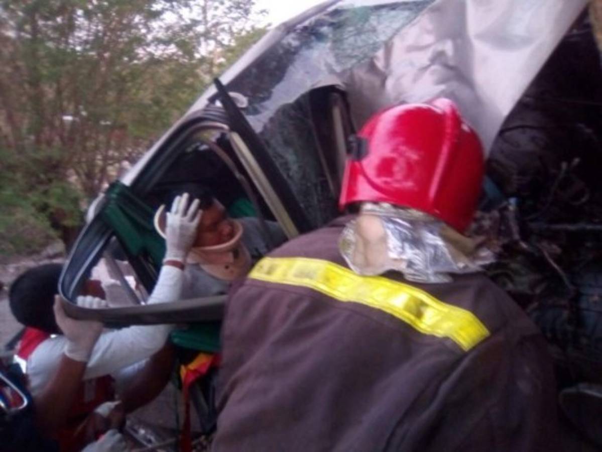 Cuatro personas resultan heridas en accidente en carretera al sur de Honduras