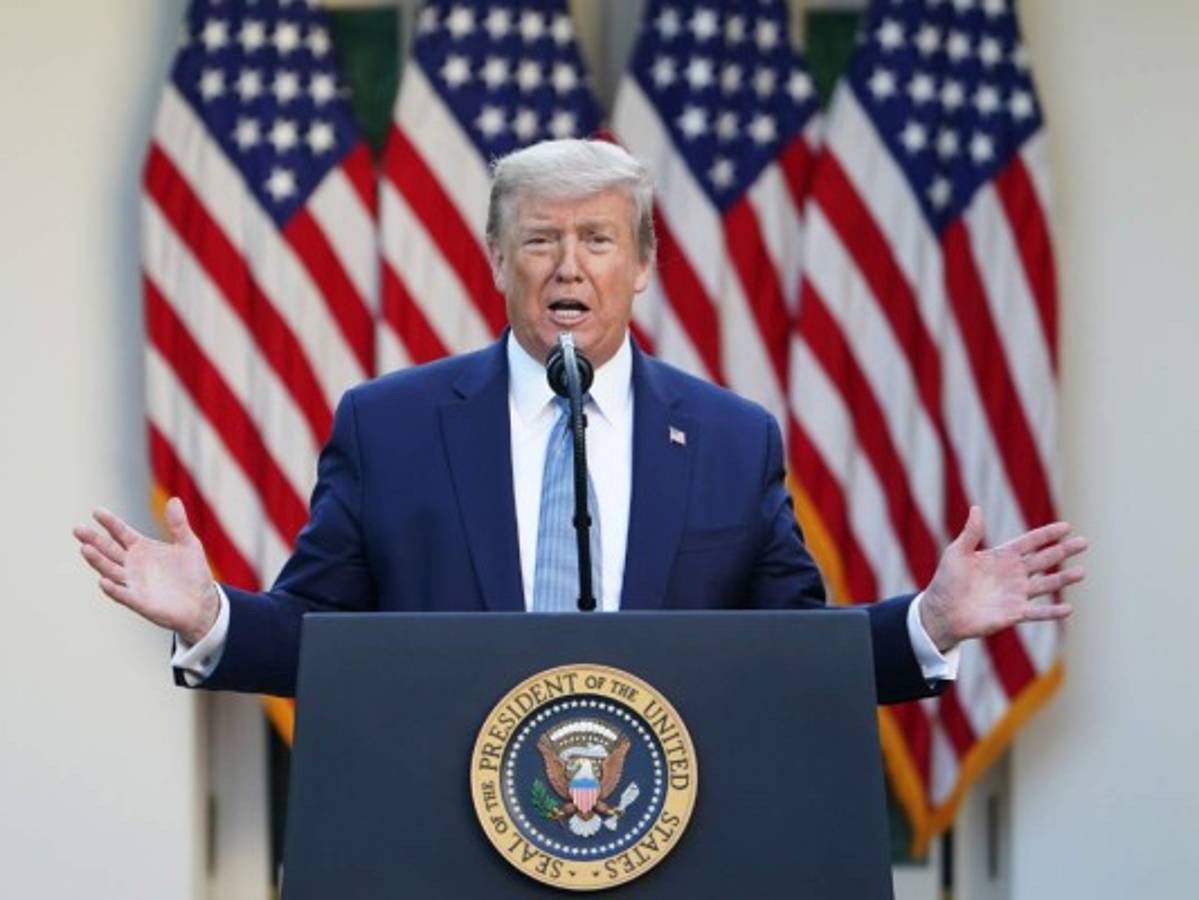 Donald Trump suspenderá temporalmente la inmigración por coronavirus   