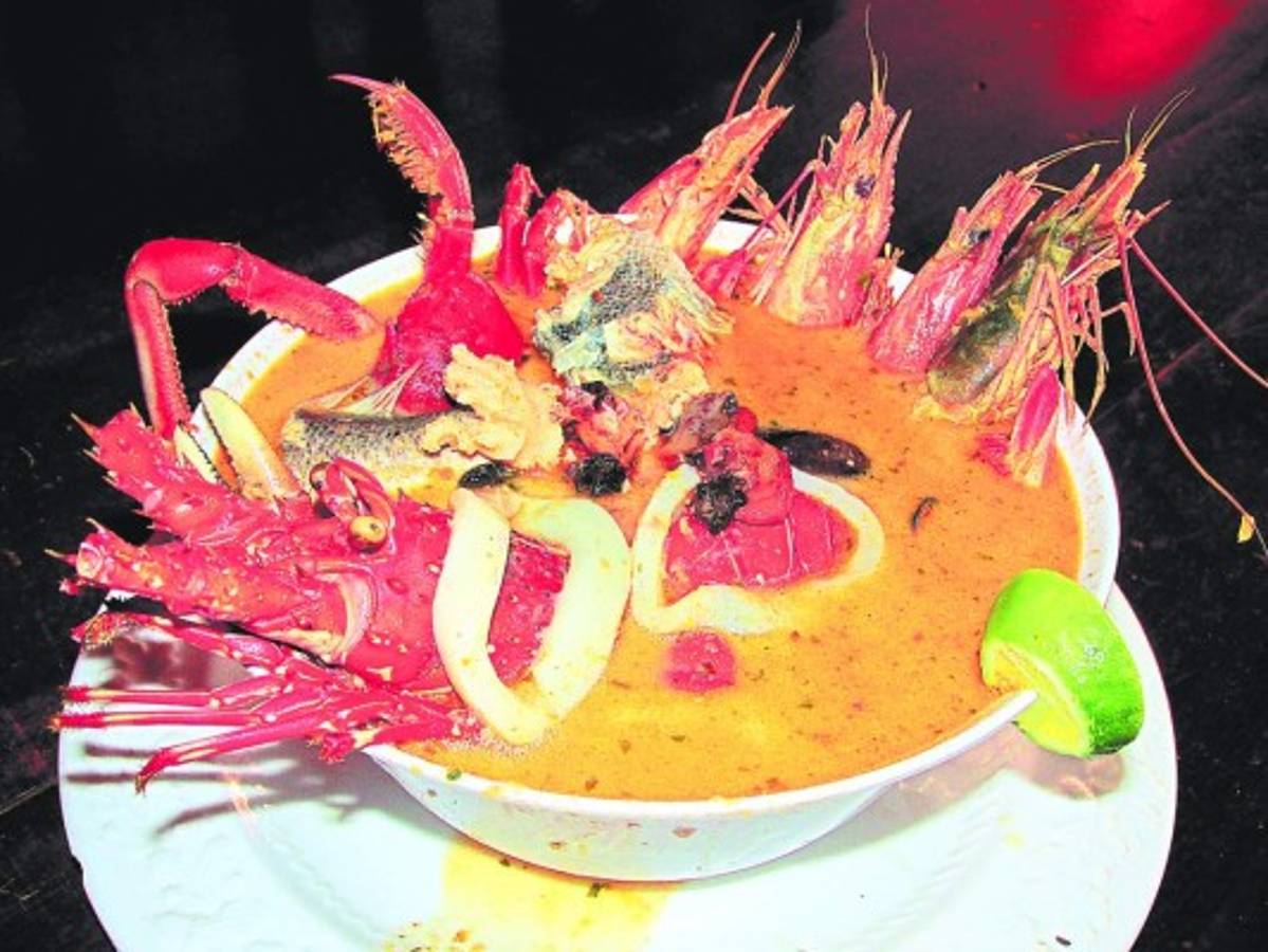 Sol, mar y cultura le esperan en el sur de Honduras esta Semana Morazánica