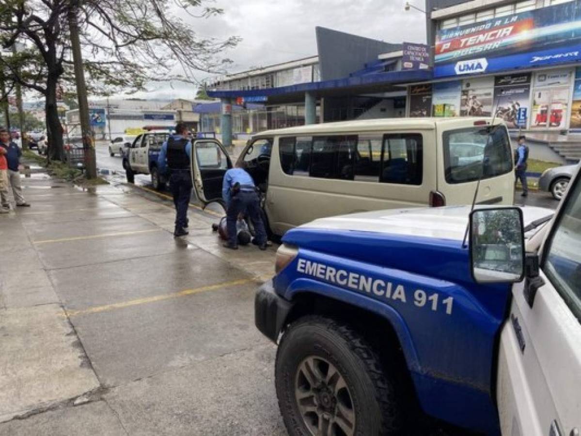 Hombre muere al disparársele su propia arma en San Pedro Sula