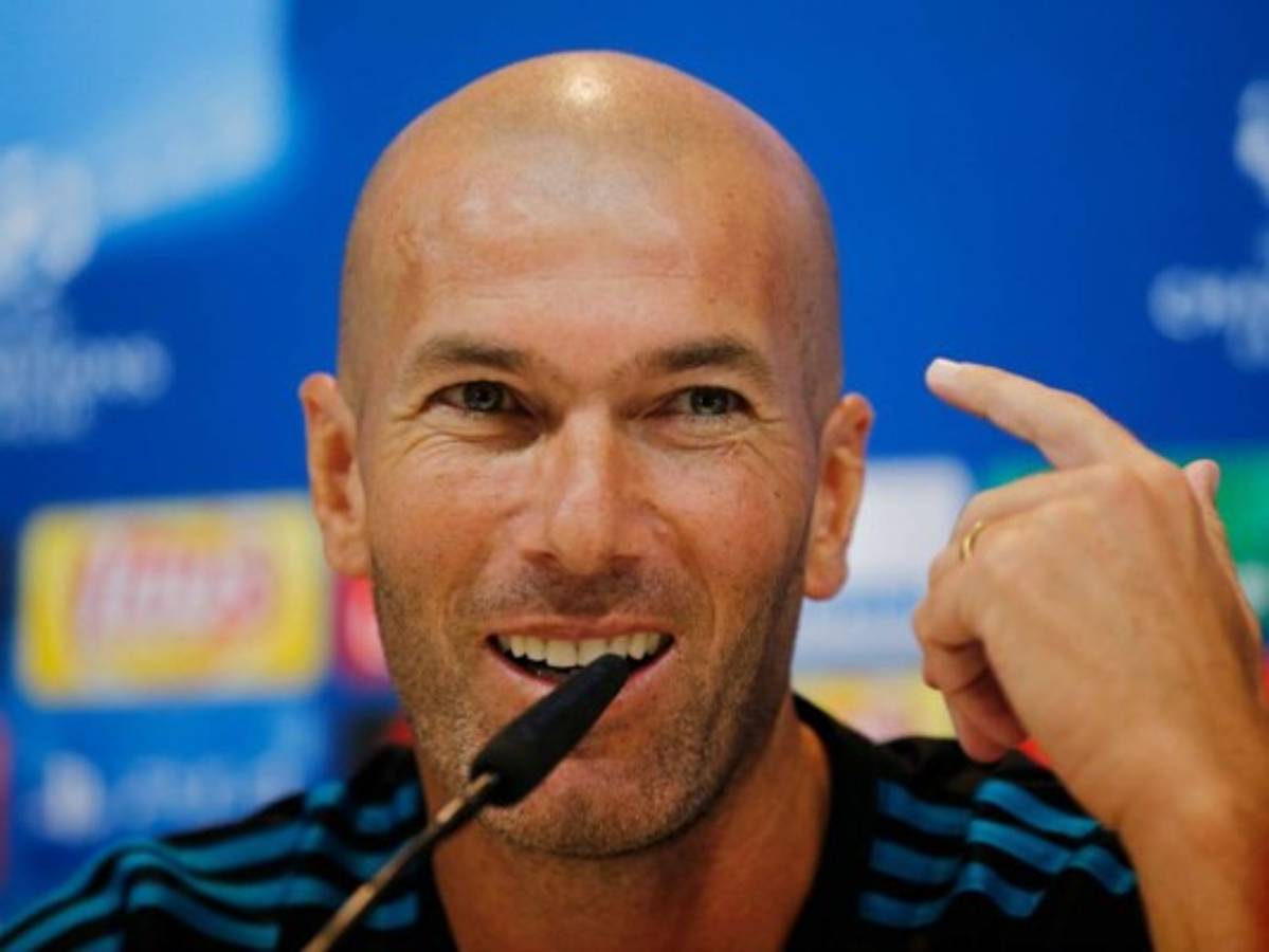 Zinedine Zidane celebra la 'fenomenal' serie de los jugadores del Real Madrid
