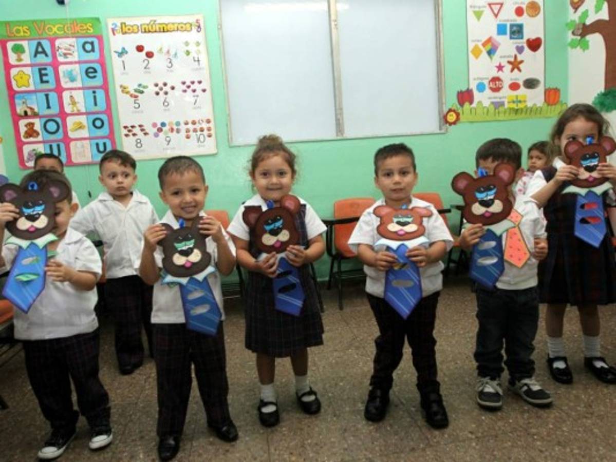 Más de 150 mil jefes de hogar celebran su día en la capital hondureña