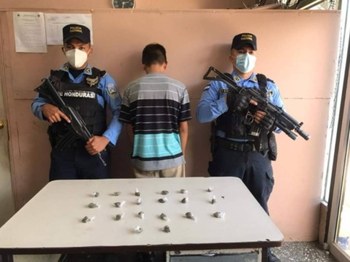 Con droga detienen a menor de 16 años en la aldea Baracoa, de Puerto Cortés