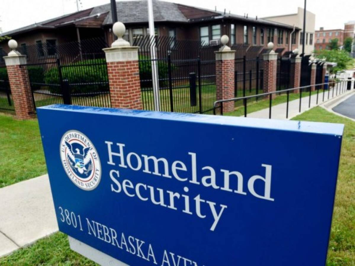 Funcionarios de EEUU sopesaron deportar familias