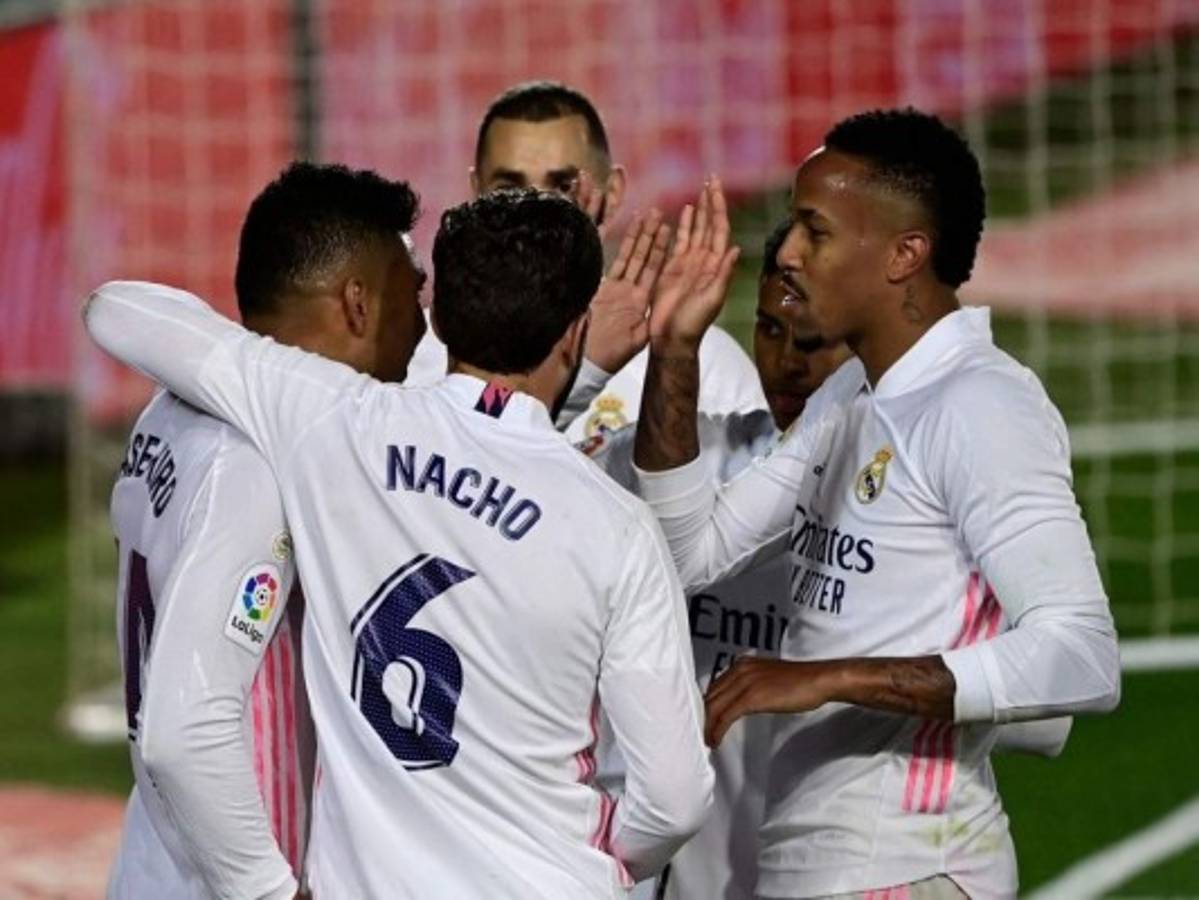El Real Madrid ganó 2-0 al Osasuna y sigue a la caza del Atlético