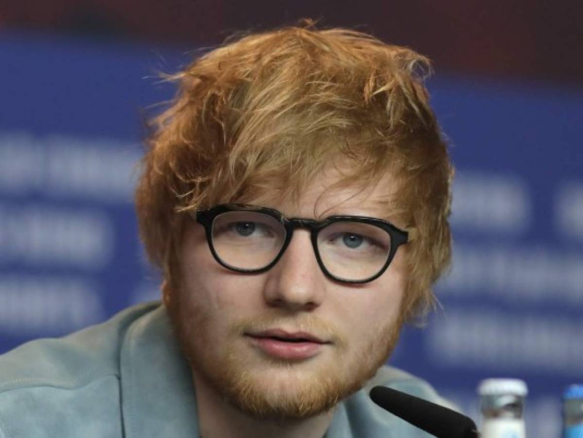 Ed Sheeran confirma que se casó con Cherry Seaborn