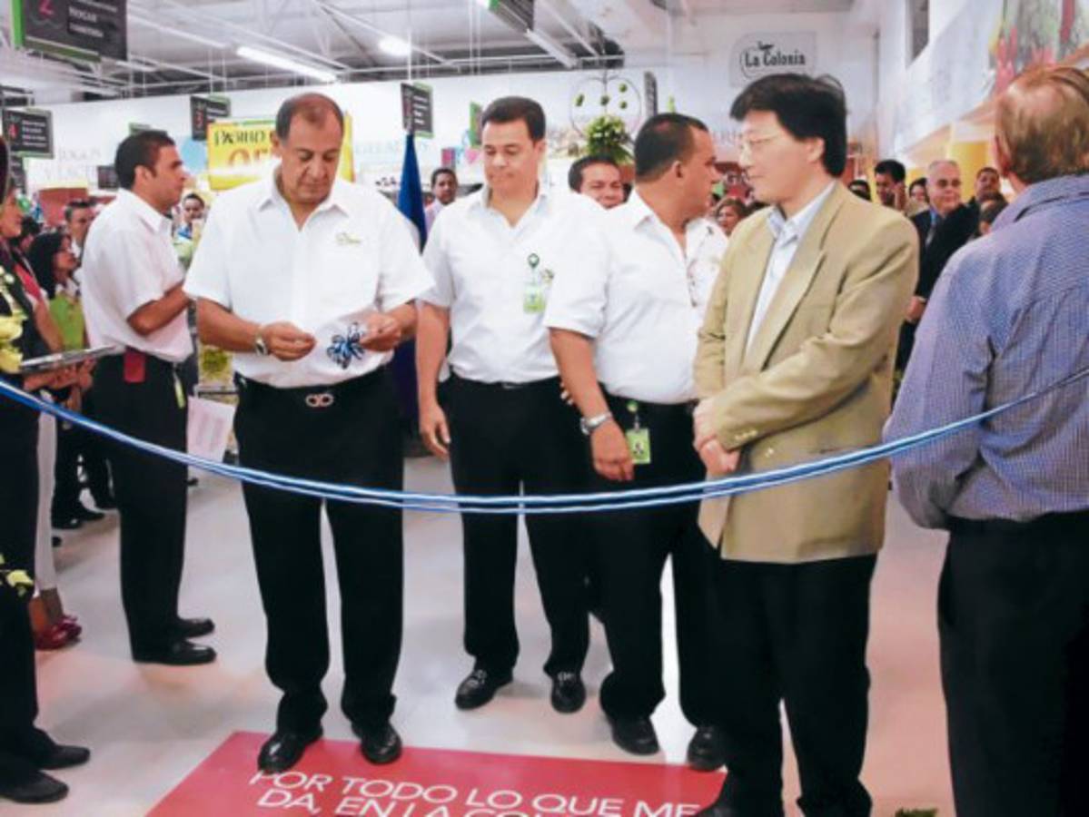La Colonia abre segunda tienda en San Pedro Sula