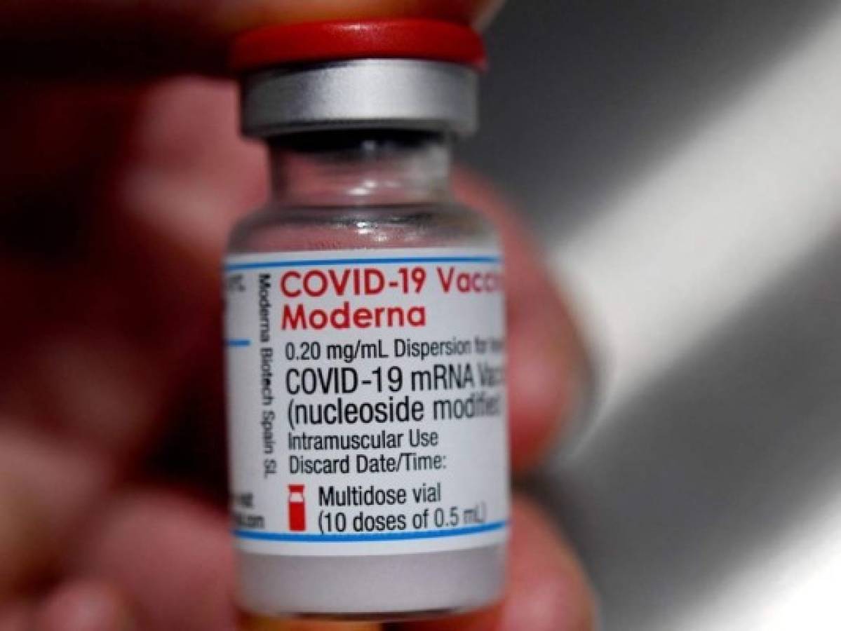 El Salvador recibe 1.5 millones de vacunas anticovid-19 donadas por EEUU