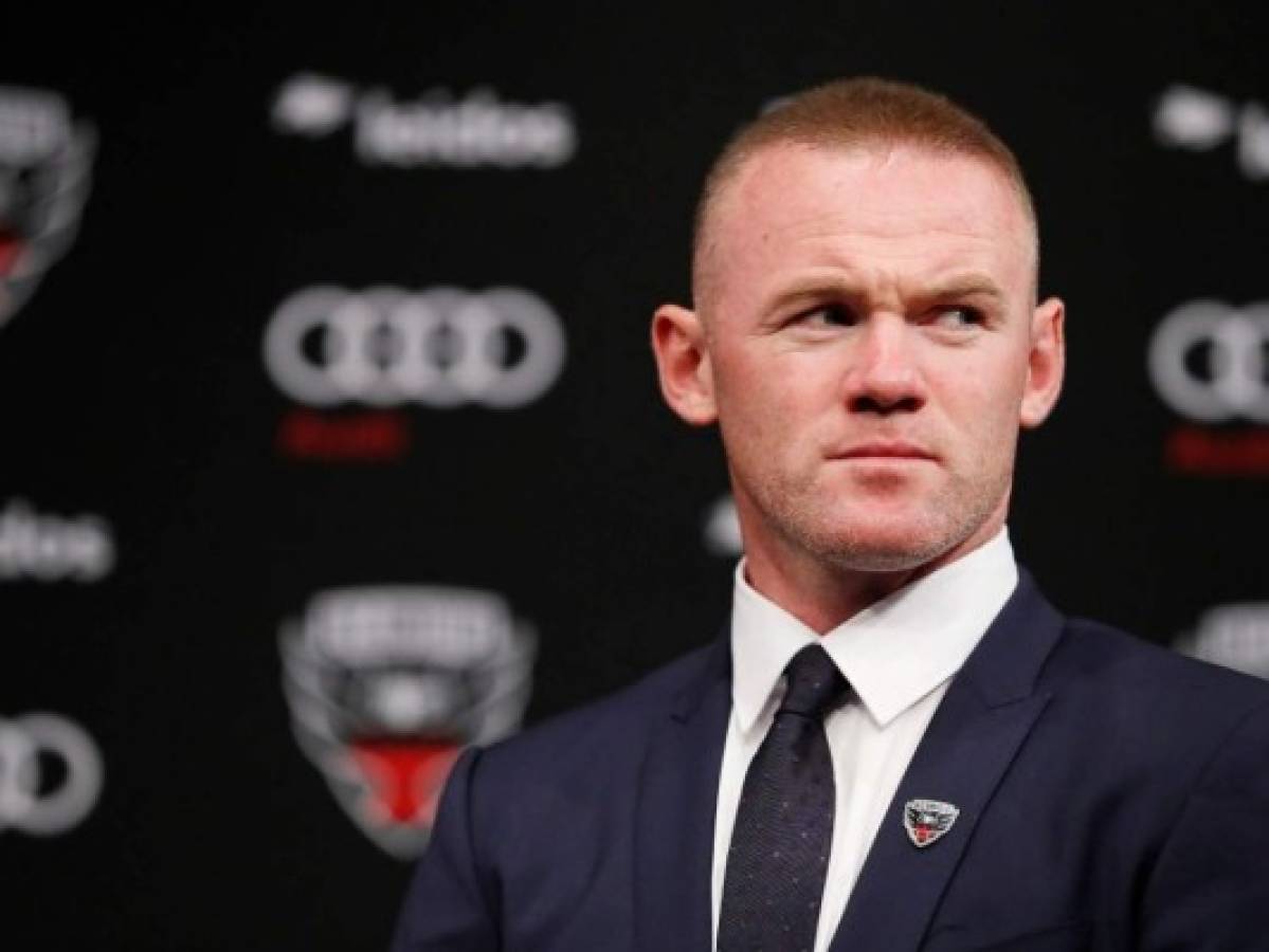 Arrestan a Rooney por estar intoxicado en aeropuerto