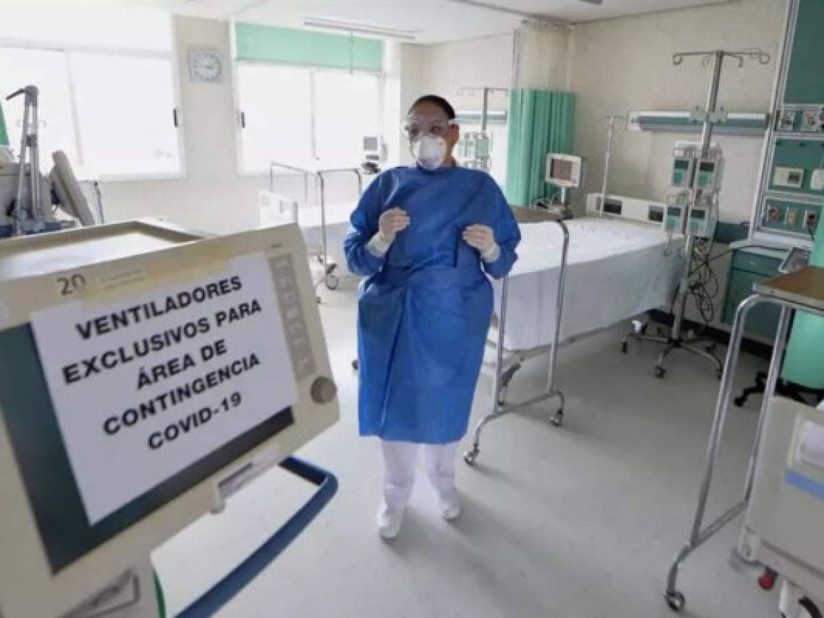 Muere médico en México por coronavirus y 21 trabajadores resultan infectados  