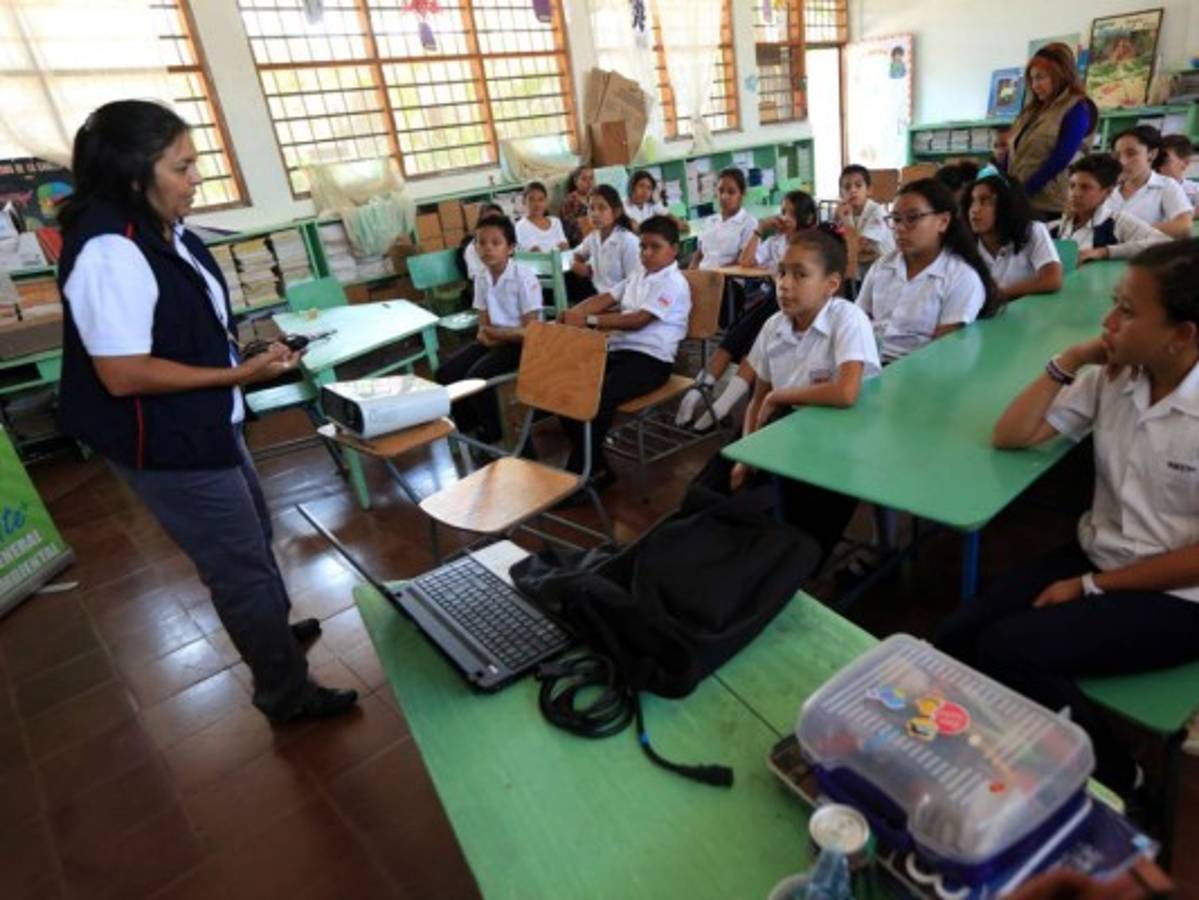 El CEB República de China conoce la importancia de las tres R