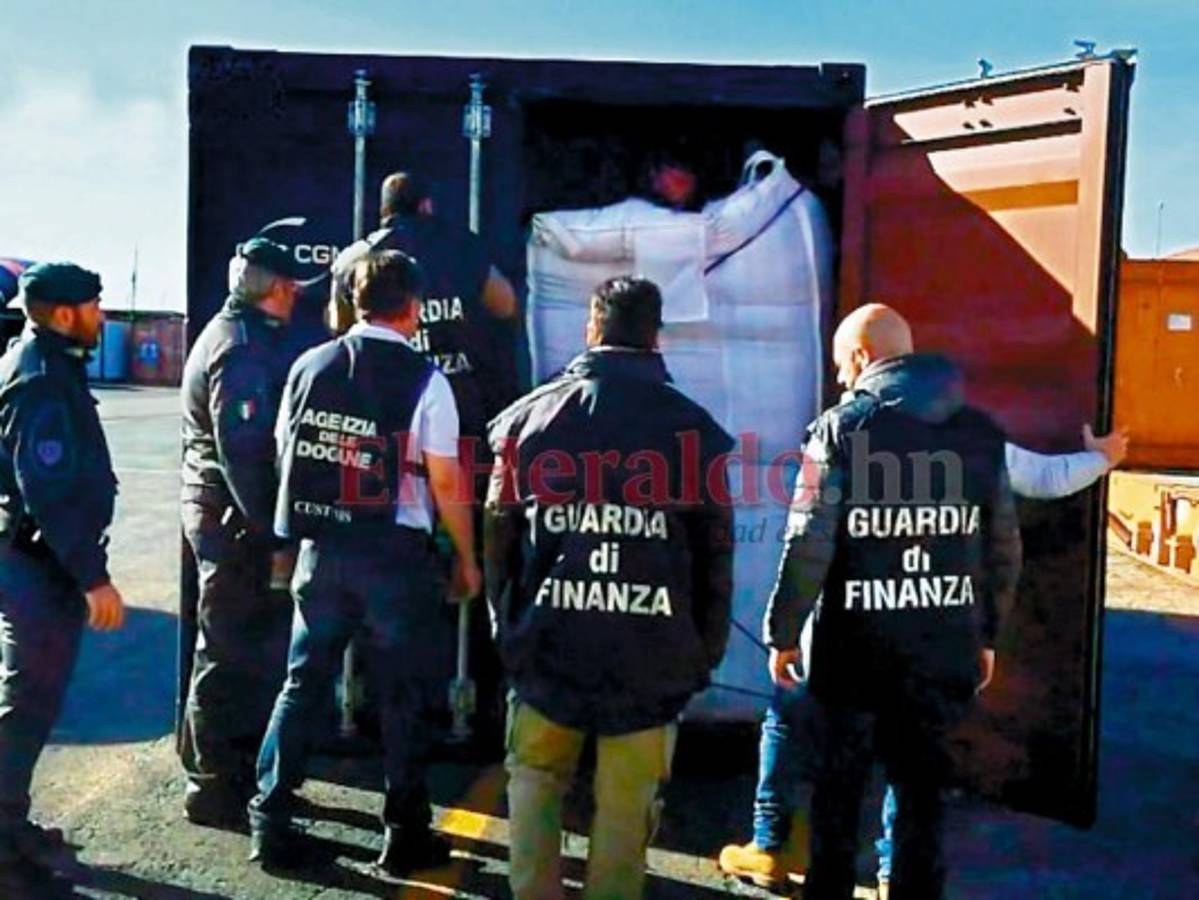 En aguas colombianas sospechan que manipularon contenedor de café