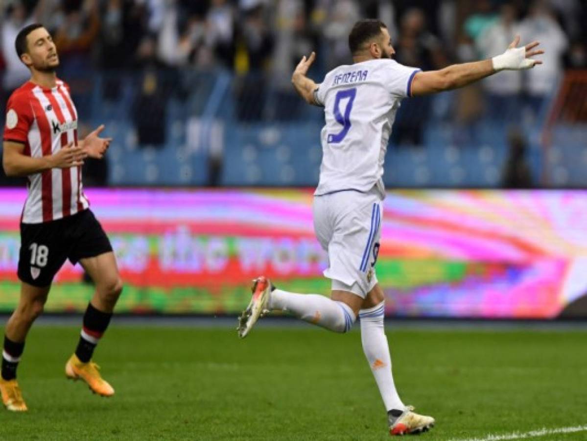 El Real Madrid gana 2-0 al Athletic Bilbao y alza la Supercopa de España