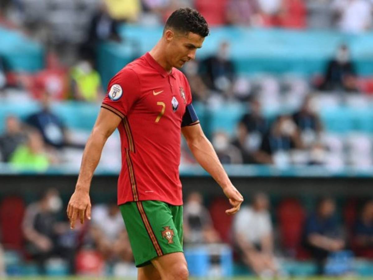 Alemania vence 4-2 a Portugal ayudada por dos tantos en contra