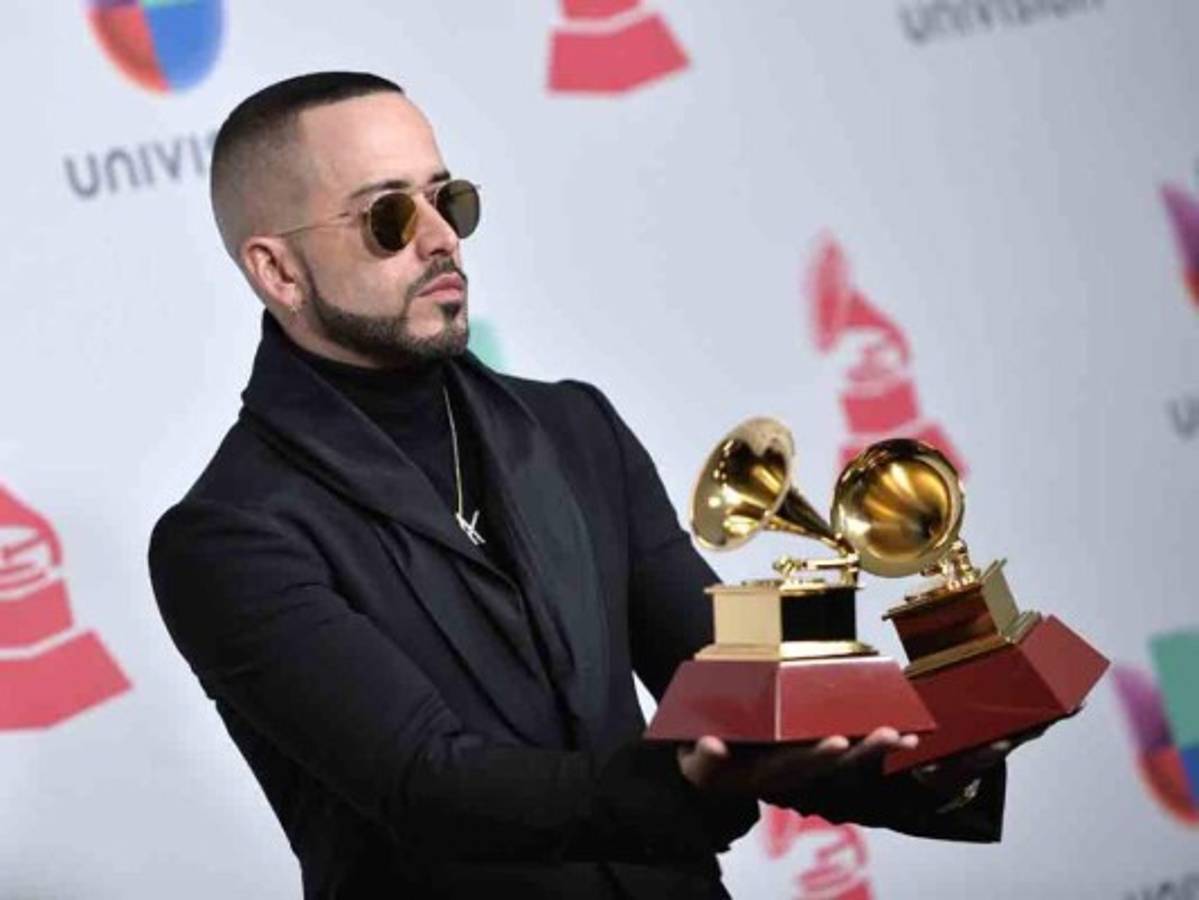 Shakira y Carlos Vives ganan dos Latin Grammy con 'La bicicleta'  