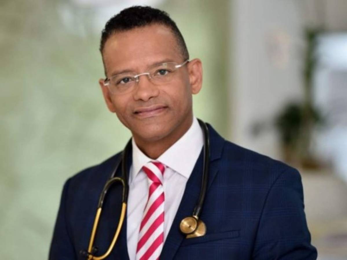 El doctor González laboró para Caso Cerrado durante aproximadamente 14 años. Foto: Cortesía