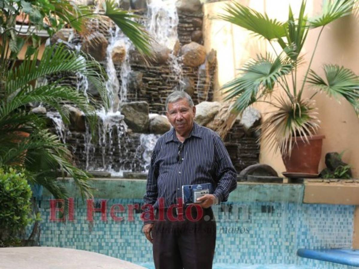 Salomón Salguero: 'Estuve reporteando en medio de tiroteos en la Guerra del 69”