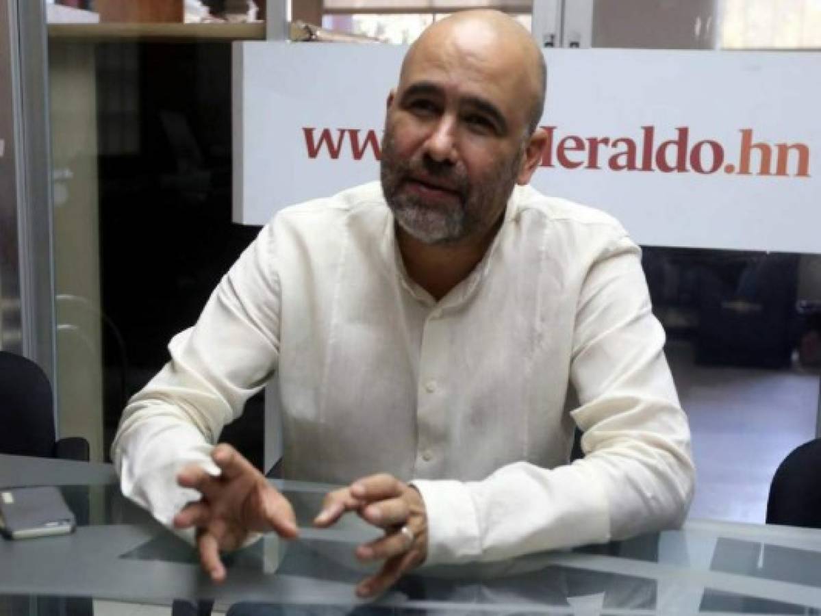 Virgilio Padilla dice que barrerá a Marlene Alvarenga del Partido Anticorrupción