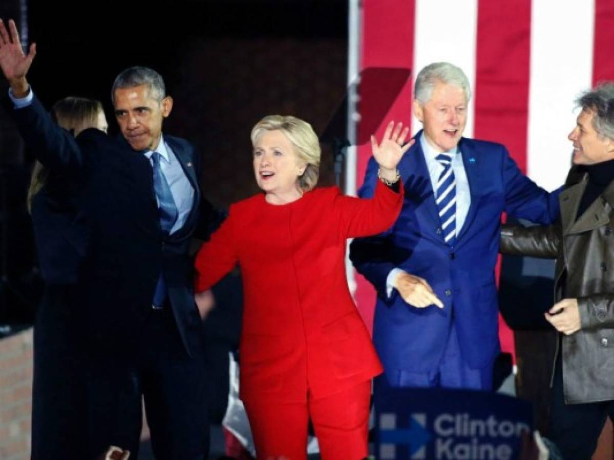 Clinton muestra fuerza a horas de elección presidencial, en acto con Obama  