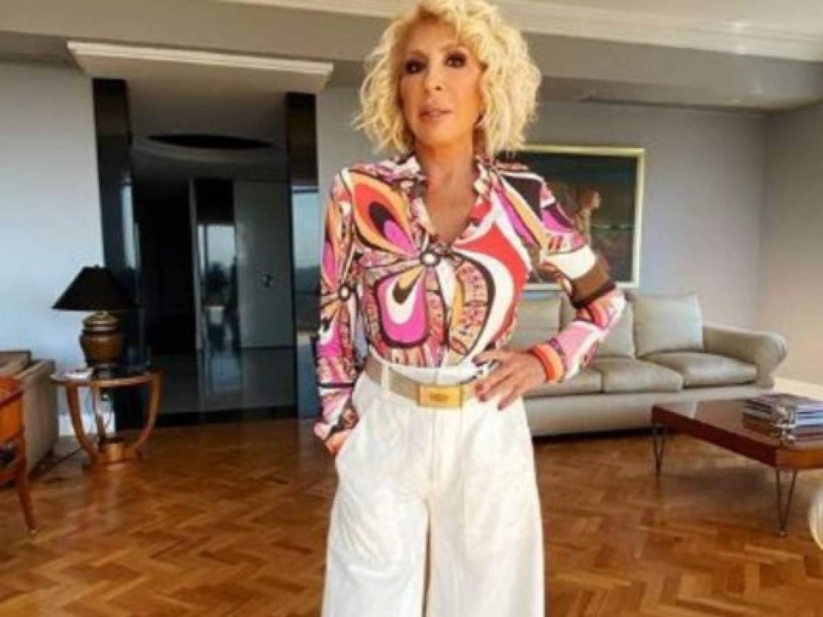 Laura Bozzo publica extraña foto y la comparan con un alien