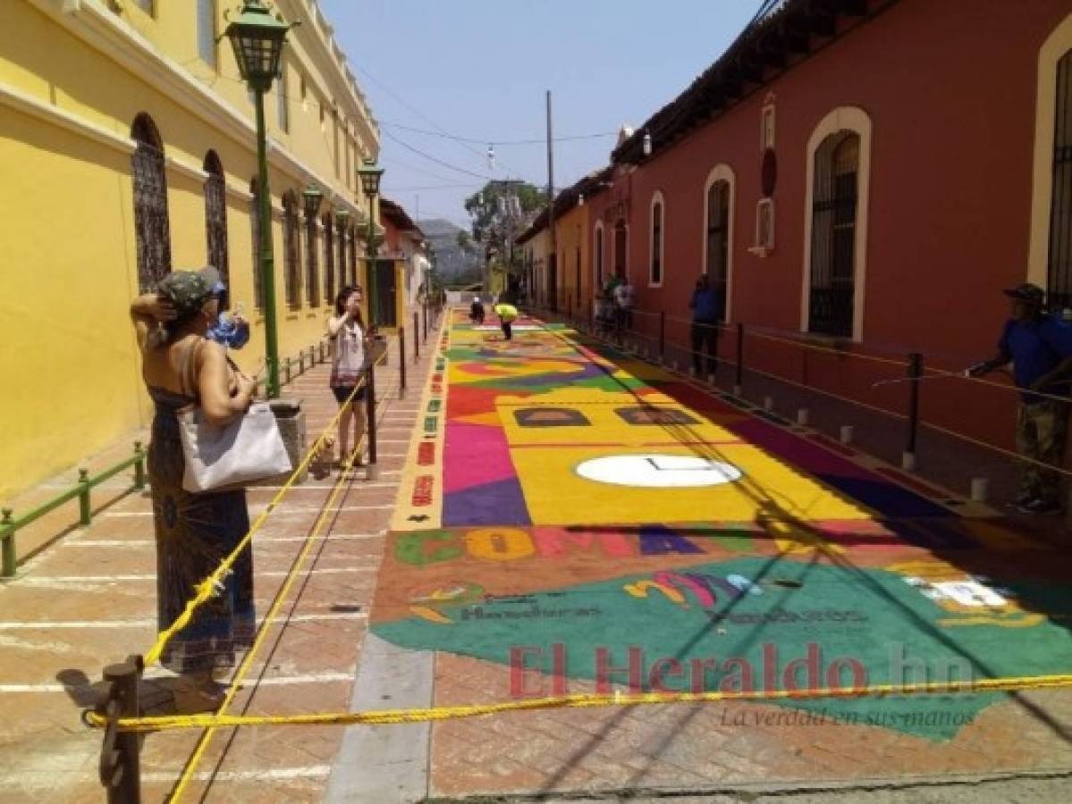 Comayagua exhibe por primera vez una alfombra de 100 metros en Semana Santa