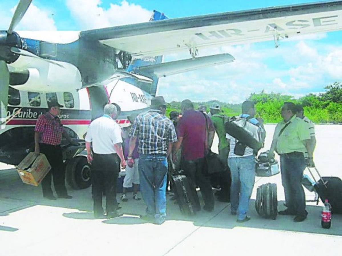 Alcaldías rechazan que la AHAC y Defensa administren aeródromos