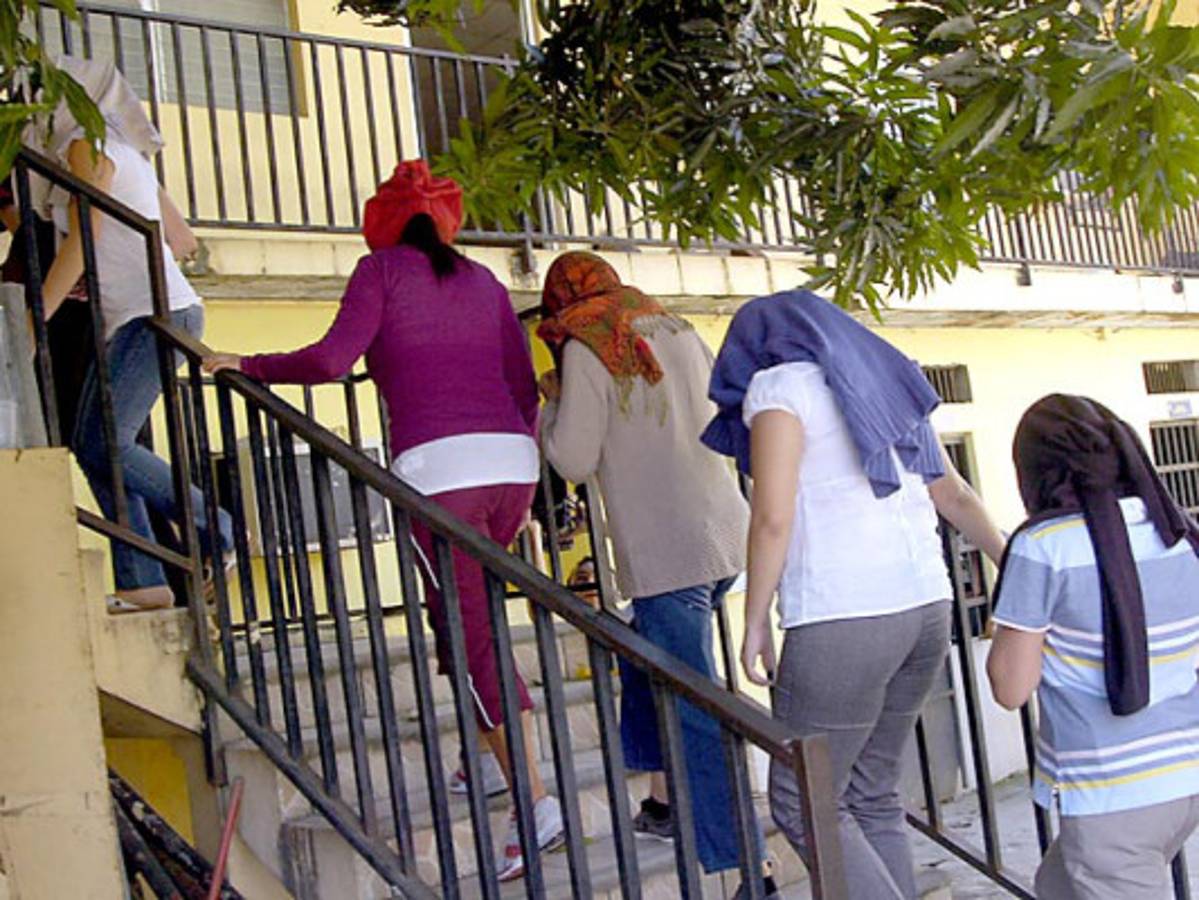 Gobierno recibe más de 137 millones de lempiras decomisados en aeropuerto de San Pedro Sula