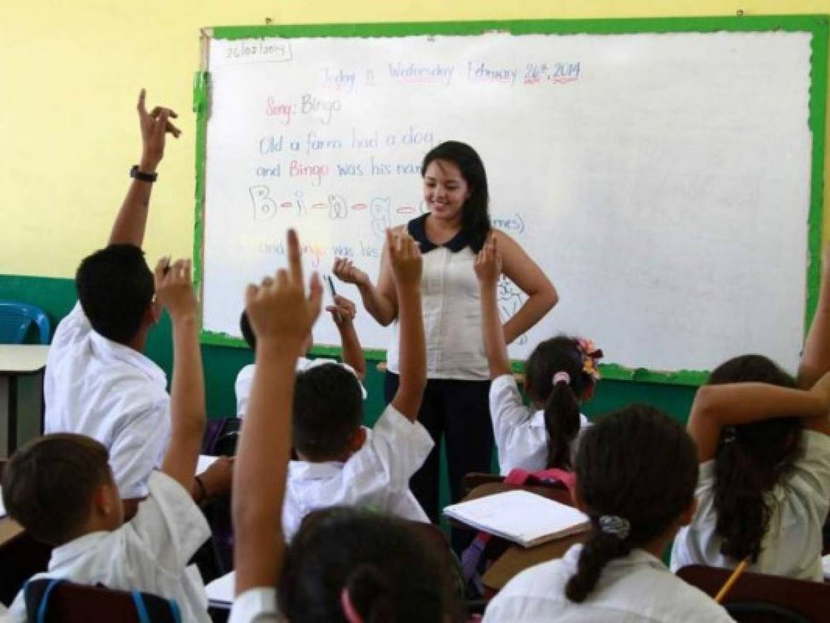 Otorgan feriado este lunes 17 de septiembre a maestros de Honduras