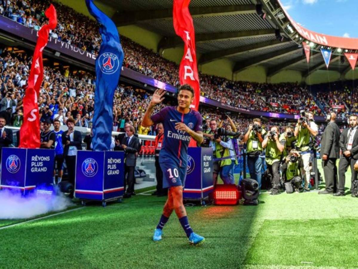 El Santos pide su parte por traspaso de Neymar al PSG, pero el Barcelona no está obligado a pagar