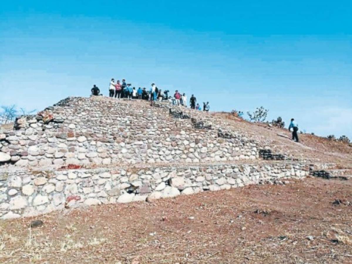 Restauran tesoros arqueológicos en La Paz y la Villa de San Antonio