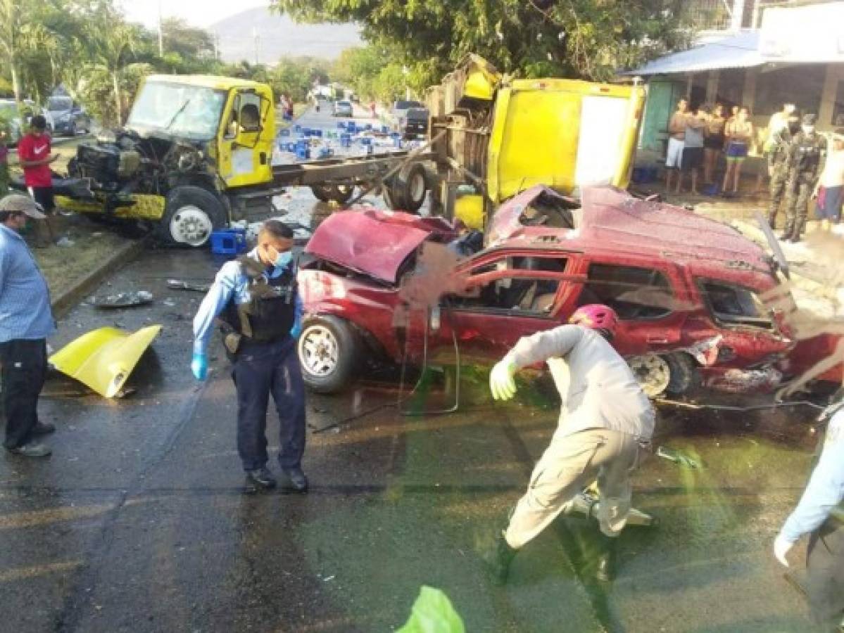 Dos muertos tras fatal accidente vehicular en colonia La Unión de San Pedro Sula