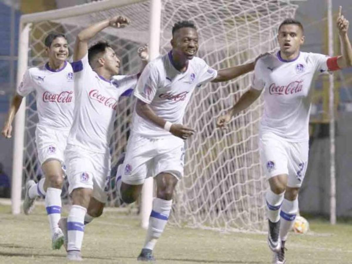 Real España empató en el último minuto ante Olimpia