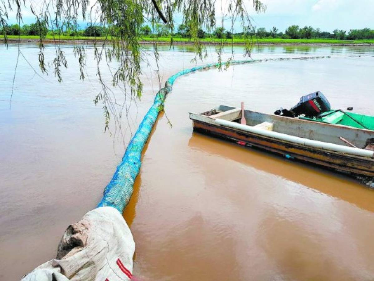 Guatemala y Honduras recorren las playas de Omoa para medir avances de limpieza