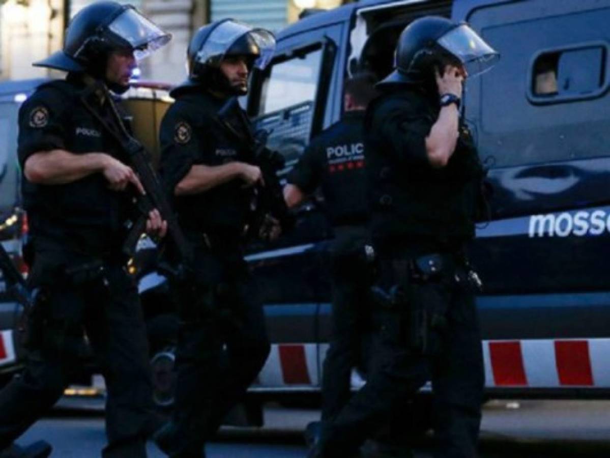 Seis civiles y un policía heridos en un segundo ataque en Cambrils, Barcelona
