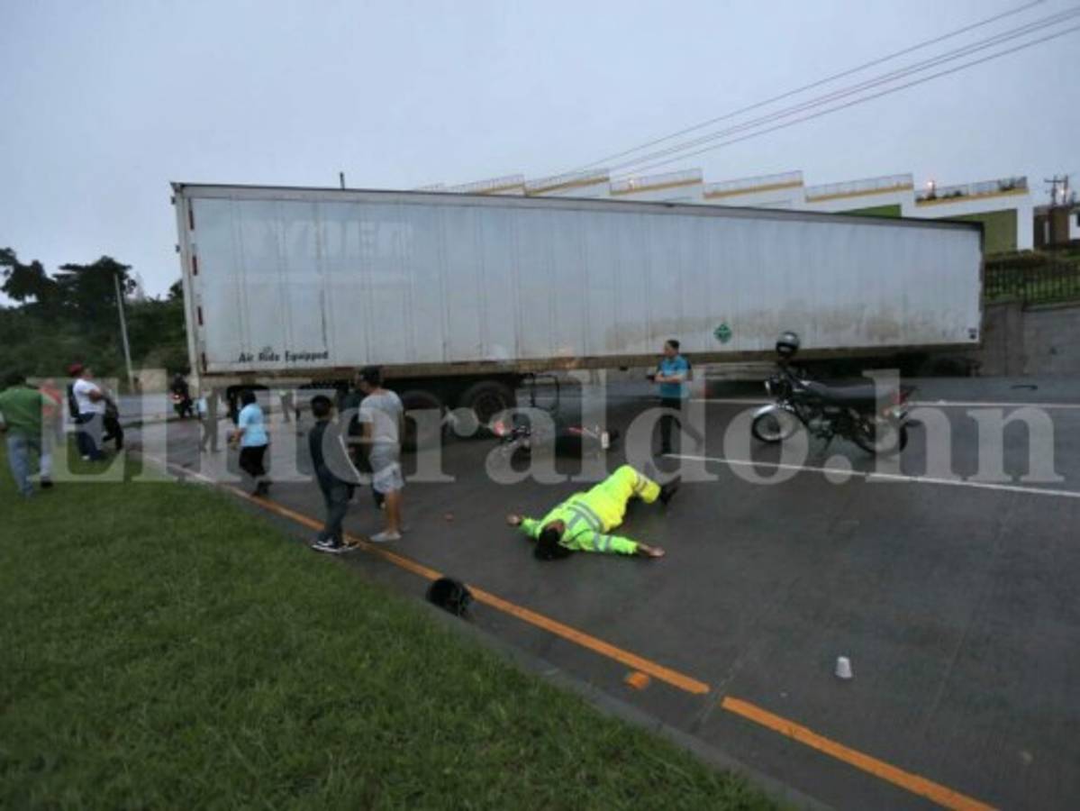 Accidente de tránsito deja un motociclista herido en la carretera al norte de Tegucigalpa